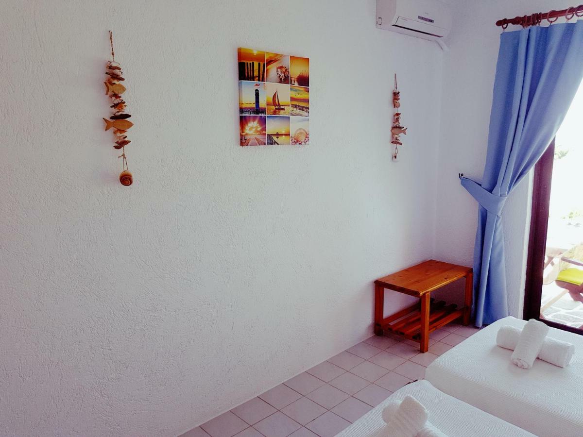 Melina'S Apartments Kalavarda Bagian luar foto